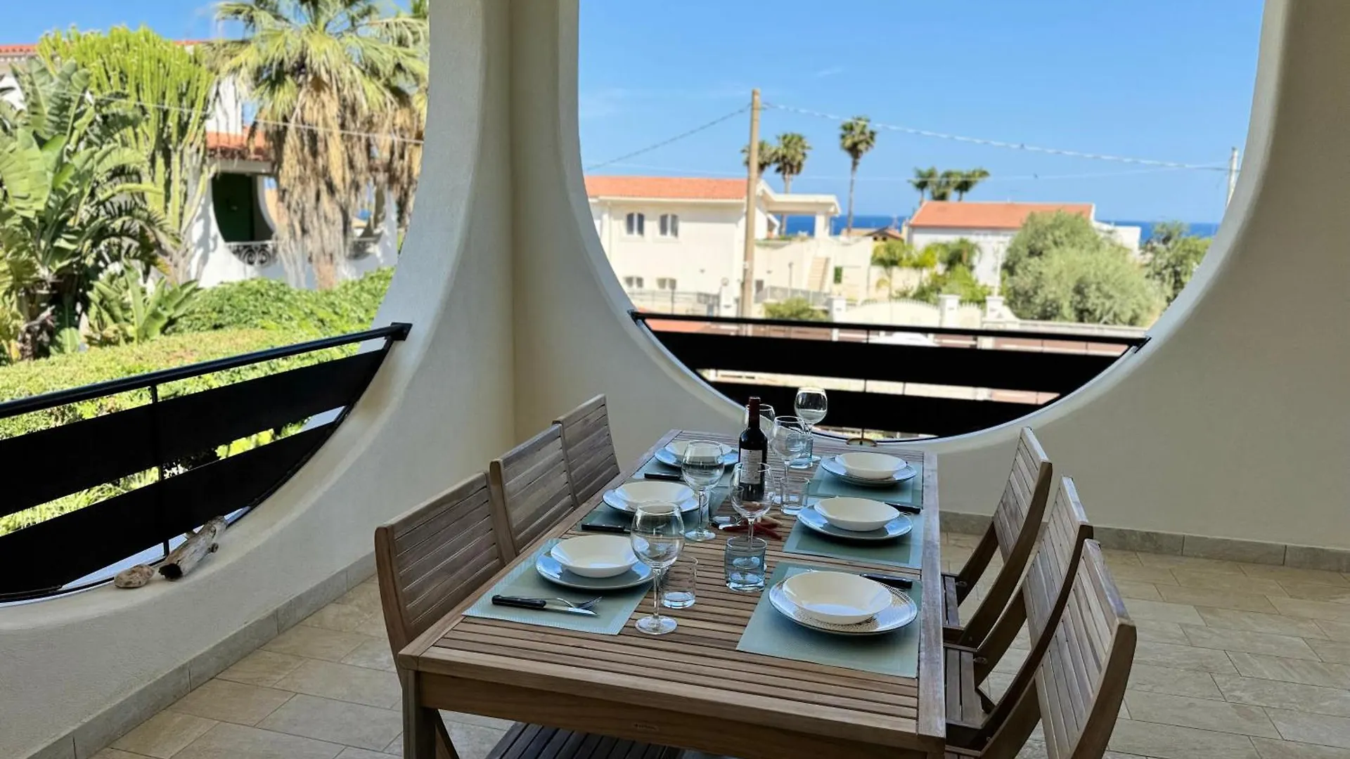 Villa Divina Luxury Home Fontane Bianche Italy